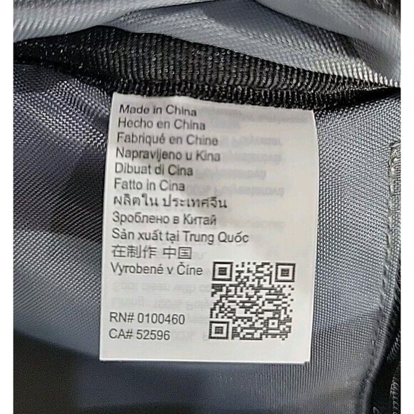 KAVU Rope Puff Sling Crossbody Backpack Travel Black Quilted Purse - Picture 8 of 12